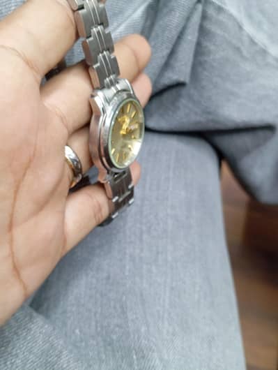 Kam paso ma achi or. real.  watch