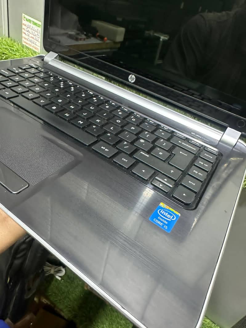 HP Pavilion TS 14 Notebook  i5 4th Gen (0322-8832611) 2