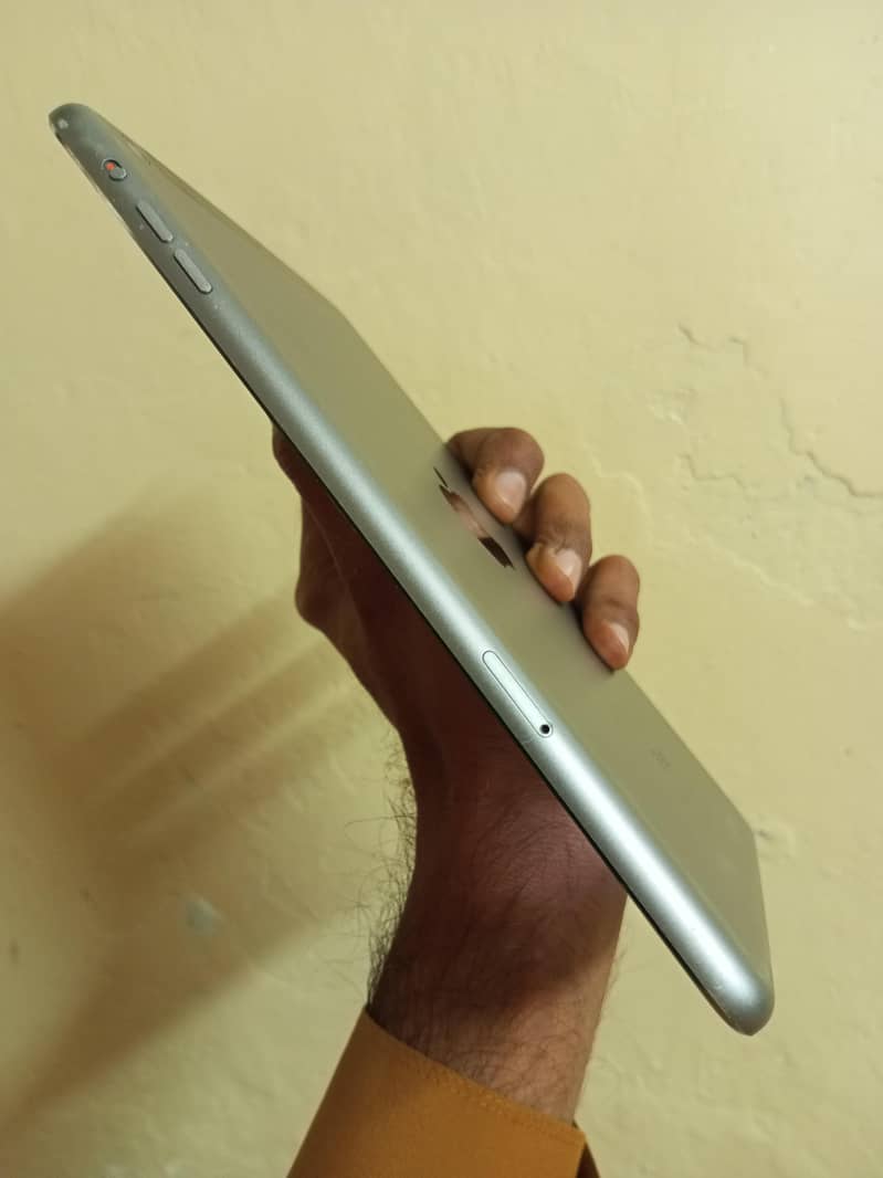 iPAD MiNi 2 7