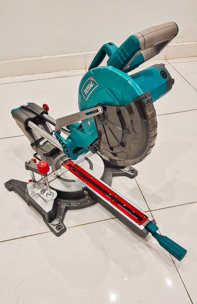 Total Mitre Saw 10 Inch Blade Size and 13 Inches Long Cutting Capacity