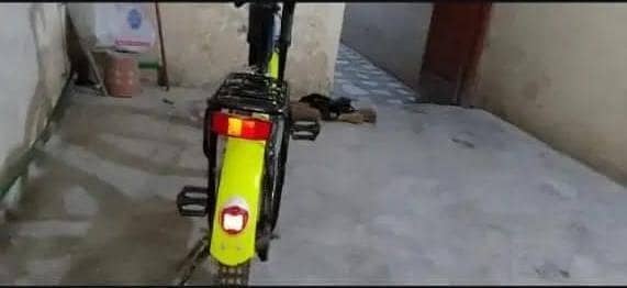 Stylish Faster Bicycle | Lightly Used | Smooth Ride 7