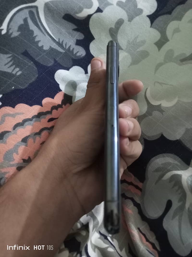 IPhone 11 pro Sim working 2