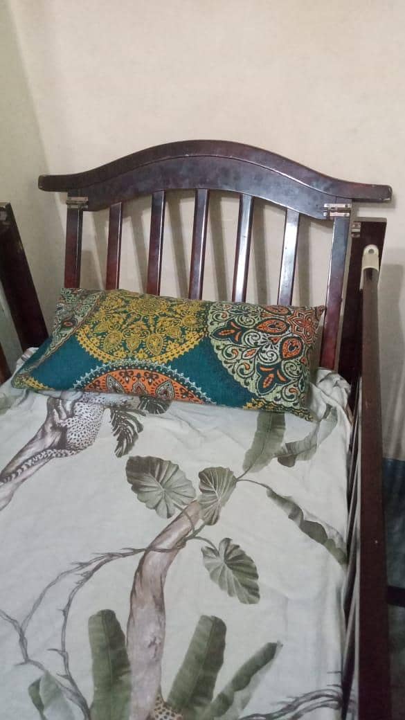 baby cot 1