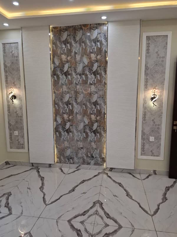 21 Marla Brand new House on Main Boulevard Kabul Block, DC Colony Gujranwala. 7