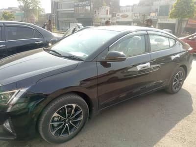 Hyundai Elantra 2.0 2025 zero meter