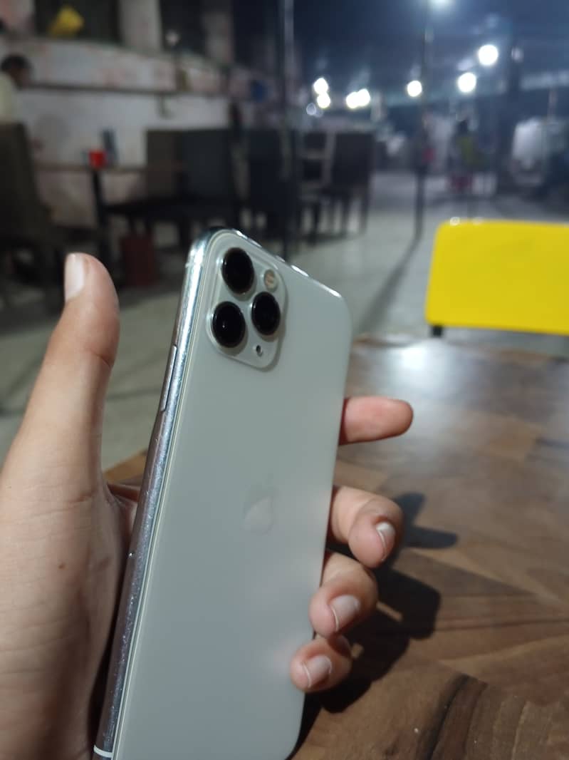 Ip 11 pro 256gb Pta aprroved for sale - Mobile Phones - 1108383744