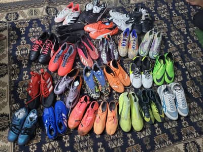 all type of football shoes