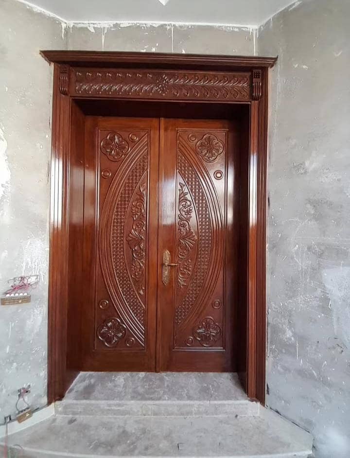 door polish ya funichar dakorat karwana ka Liye ham sa Rabta kare ...