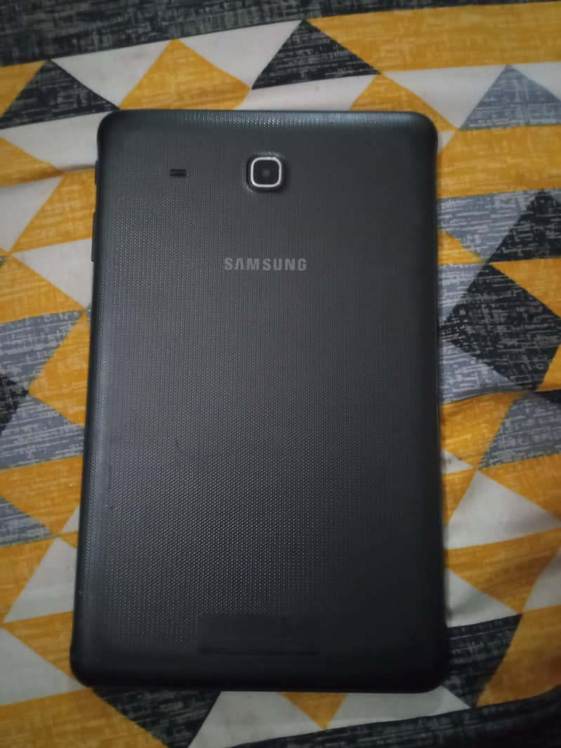 Samsung Tab E 0
