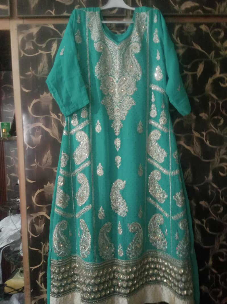 fancy used clothes 0