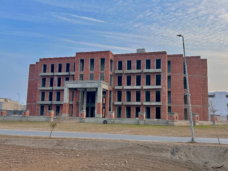 Prime Location 10 Marla Residential Plot For sale In The Perfect Location Of Park View City - Diamond Block 0