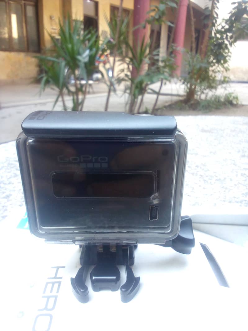 Gopro hero model in good ten by ten condition 2