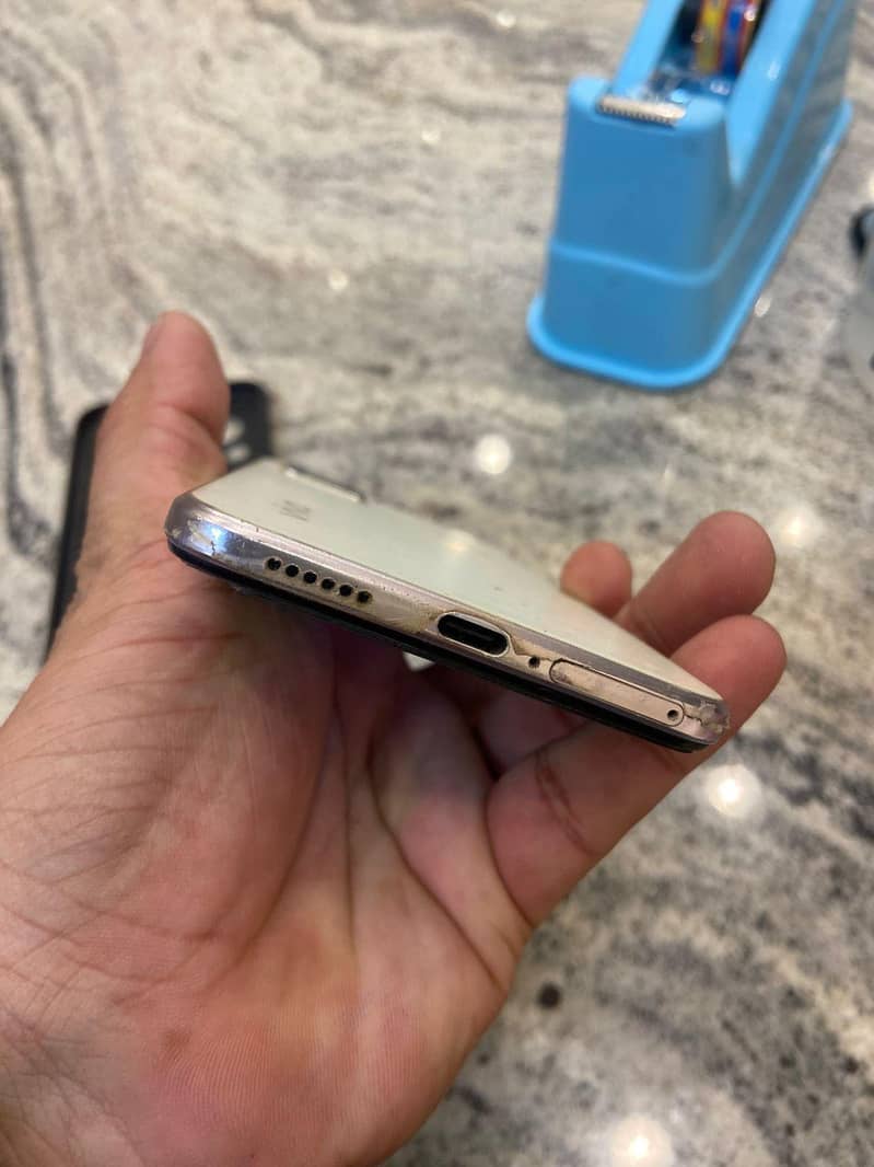 v21 Vivo 2