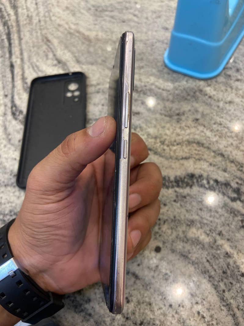 v21 Vivo 5
