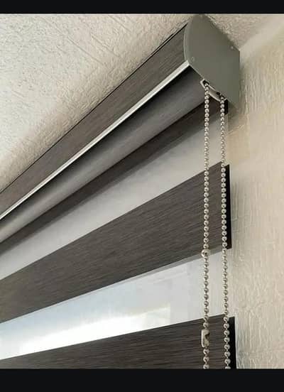 roller blinds zebra blind wholesale all over Pakistan 220rs per sqft