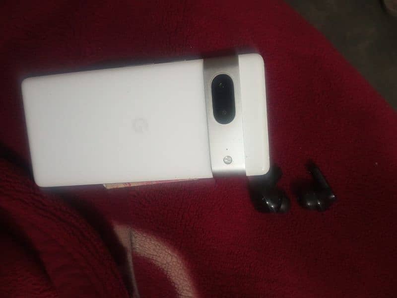 Pixel 7 0