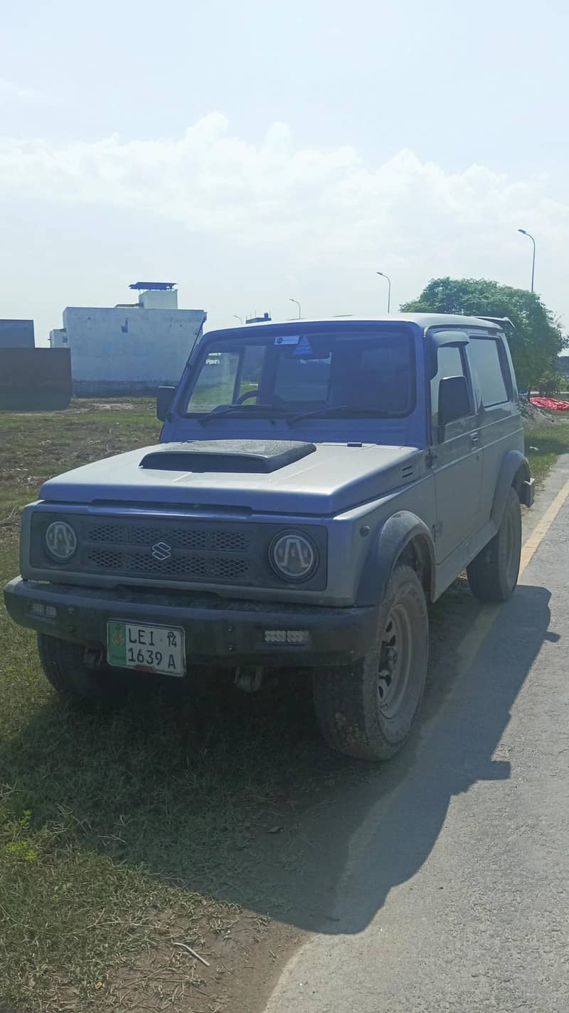 modified long chasis 0