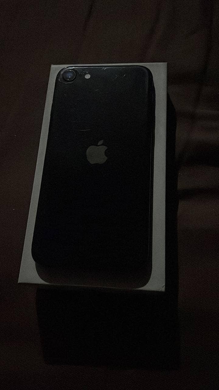 IPhone se2022 1
