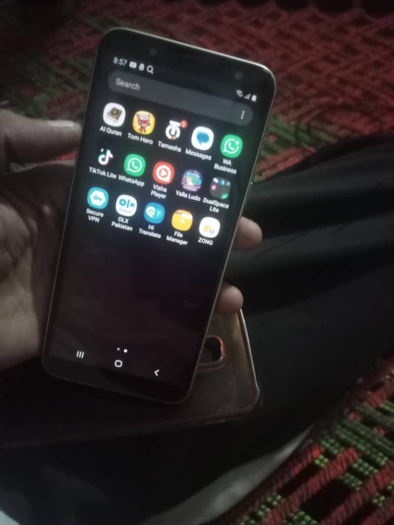 one hand used - Mobile Phones - 1108416177
