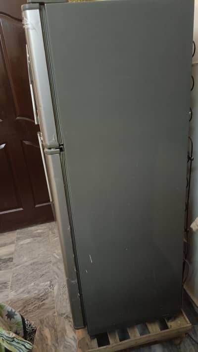 Dawlance Refrigerator For sale in excellent working condition