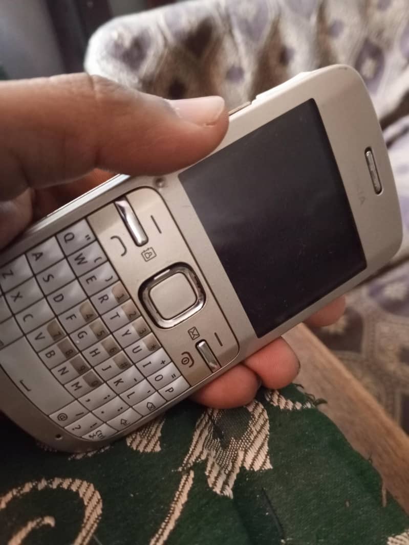Nokia C3 Mint Condition 1
