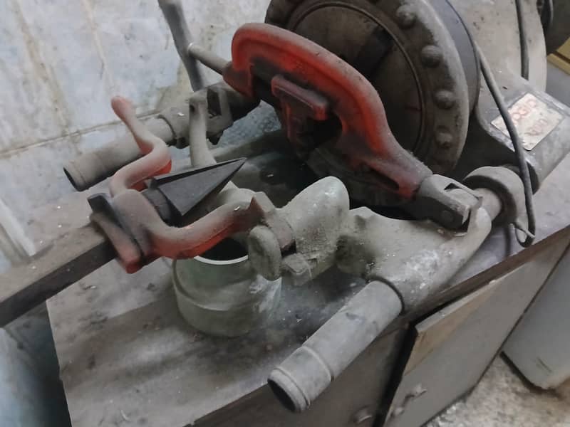 Gi pipe threading machine 1