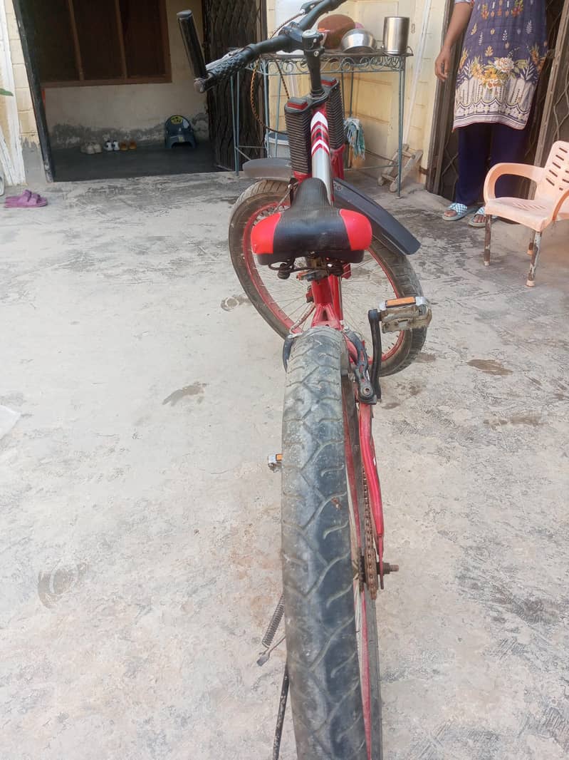 10/10 condition genuine smooth gears 1