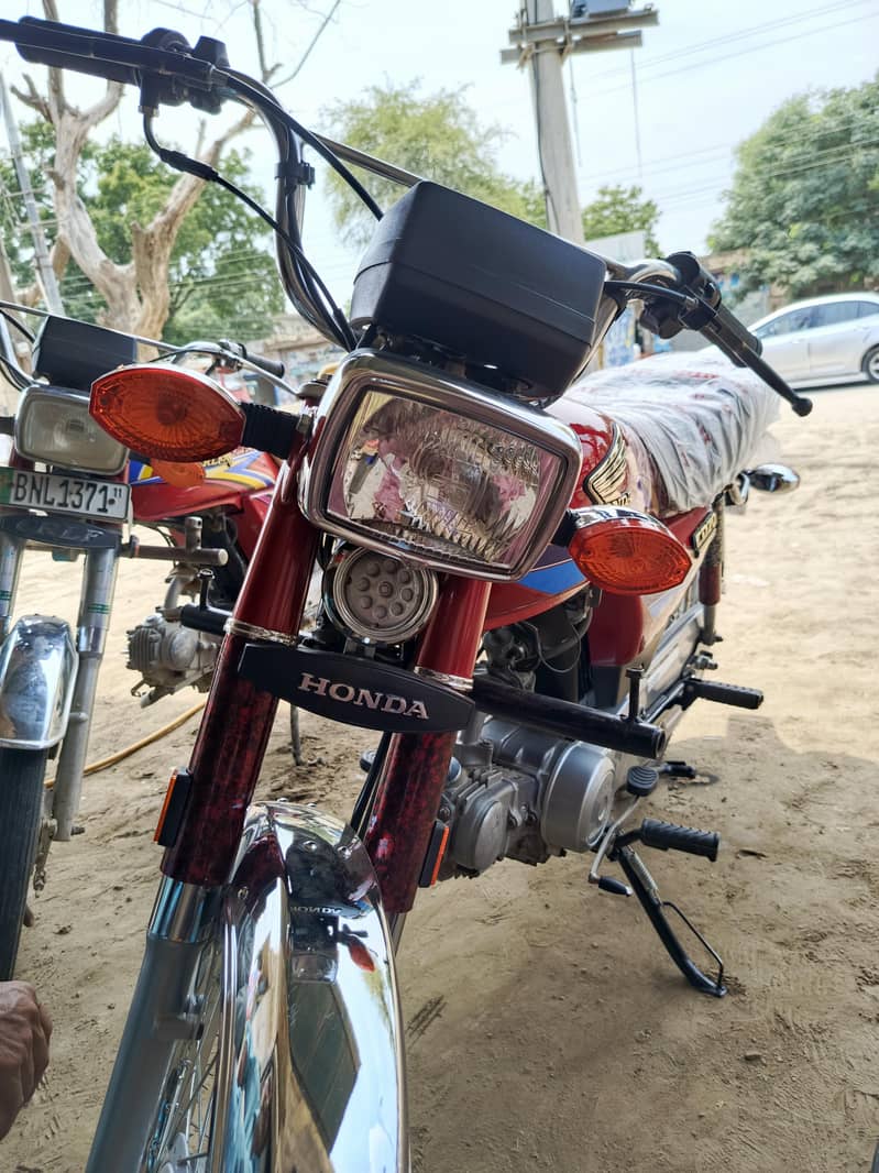 honda cd70 old model 2007. totally genuine 2