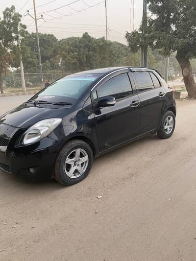 Toyota Vitz 2007/11