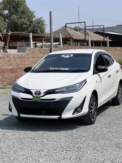 Toyota Yaris 21 model full option read add