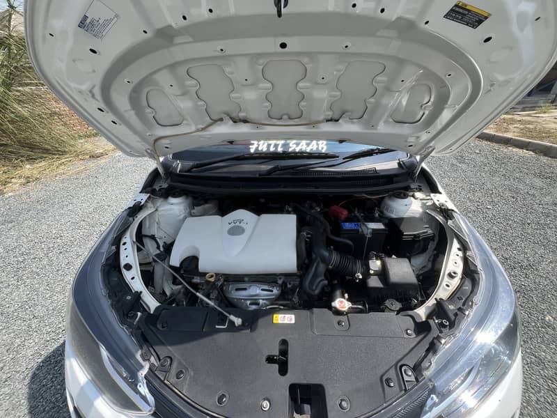 Toyota Yaris 21 model full option read add 7