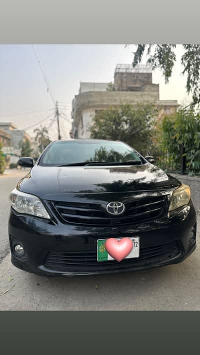 Toyota Corolla 2012 Altis 1.6 SR 6 Speed Manual - Black color