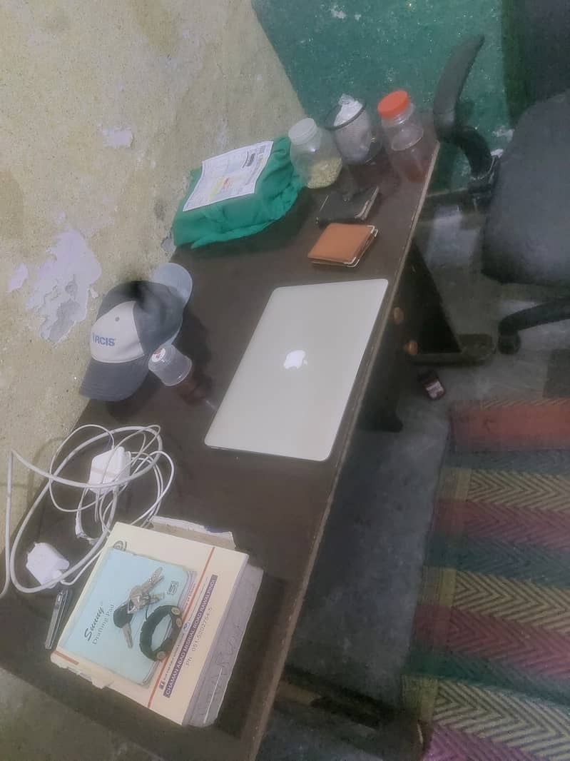 Computer Table with revolving chair 0