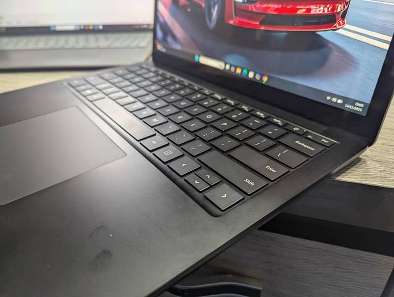 Microsoft Surface 4 1