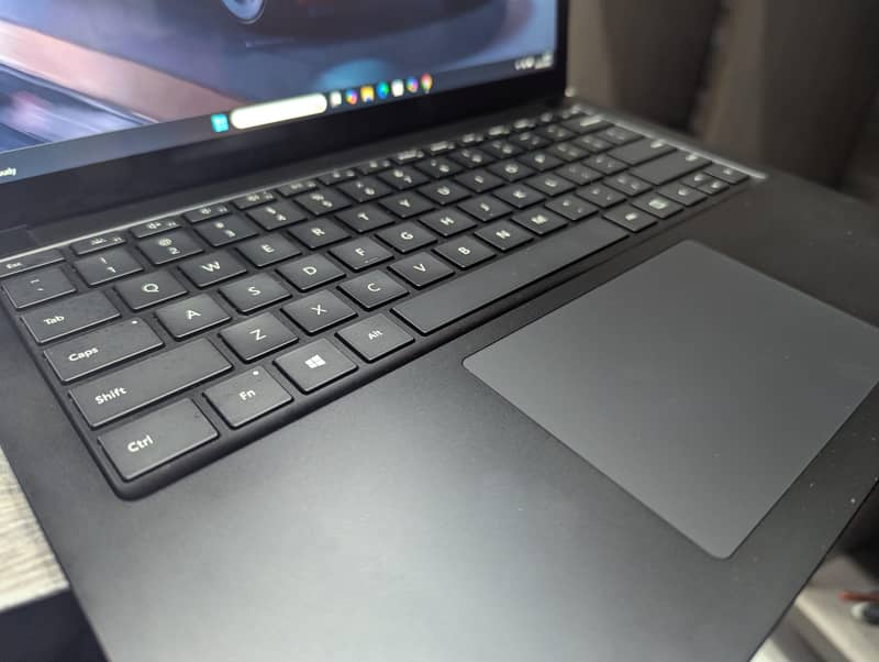 Microsoft Surface 4 2