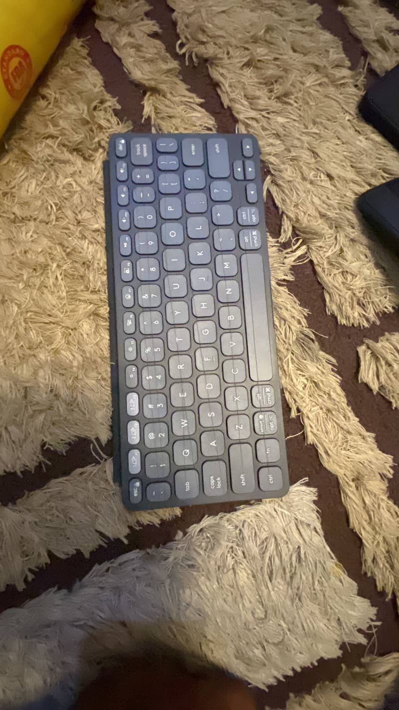 iPad Pro air case Logitech 1