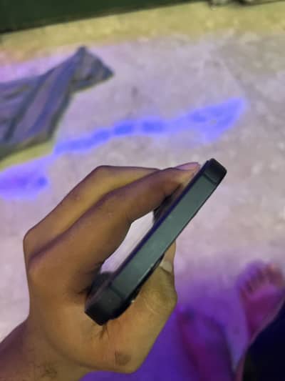 Iphone 13 128GB panel dot factory unlock (no exchange only cash)