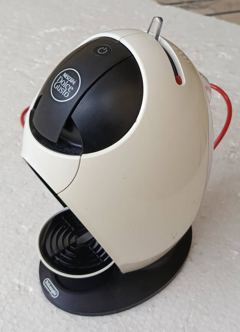 Delonghi Coffee machine 4