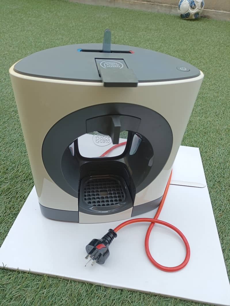 Delonghi Coffee machine 9