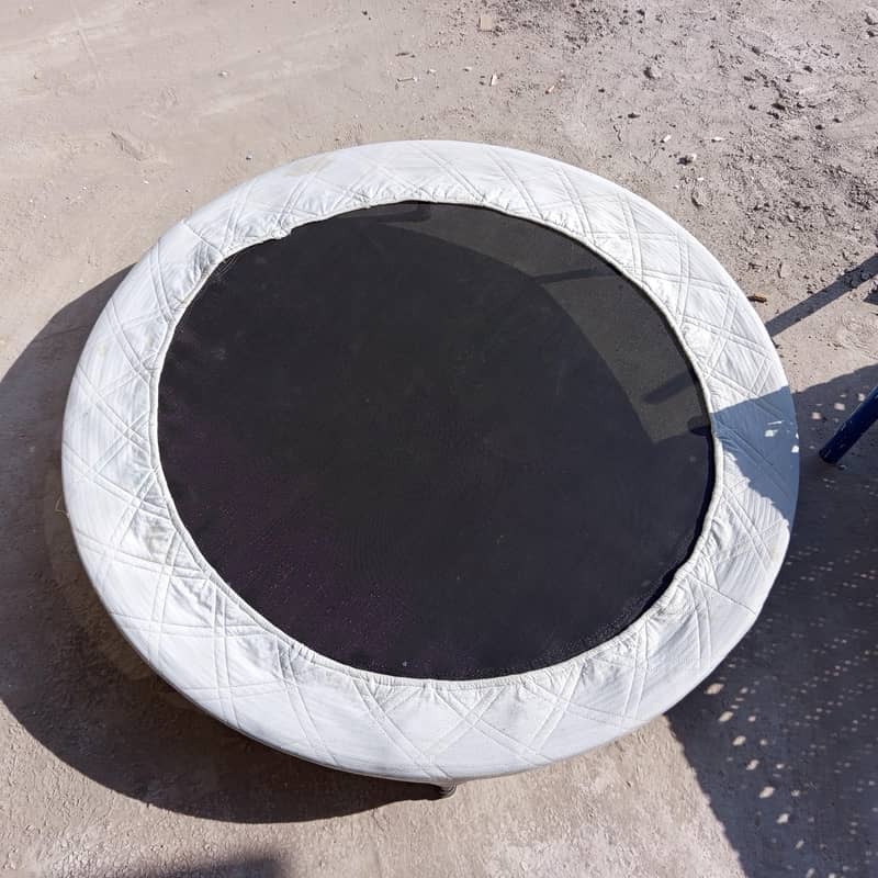 TRAMPOLINE 1