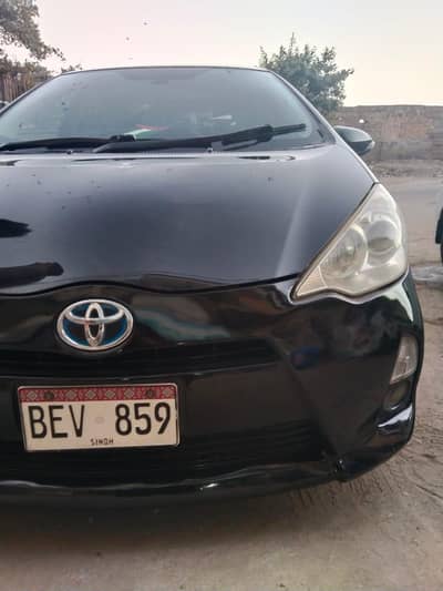 Toyota Aqua 2012 model 2016 registration