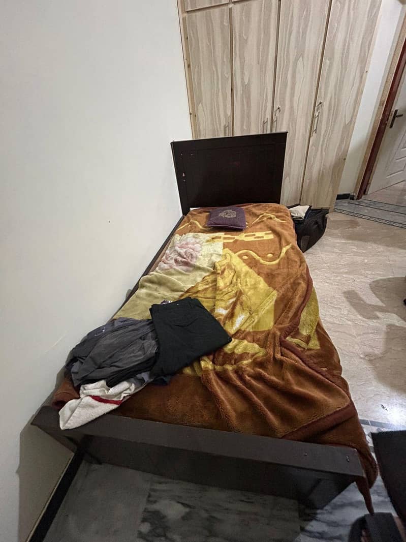 single bed for sals 0