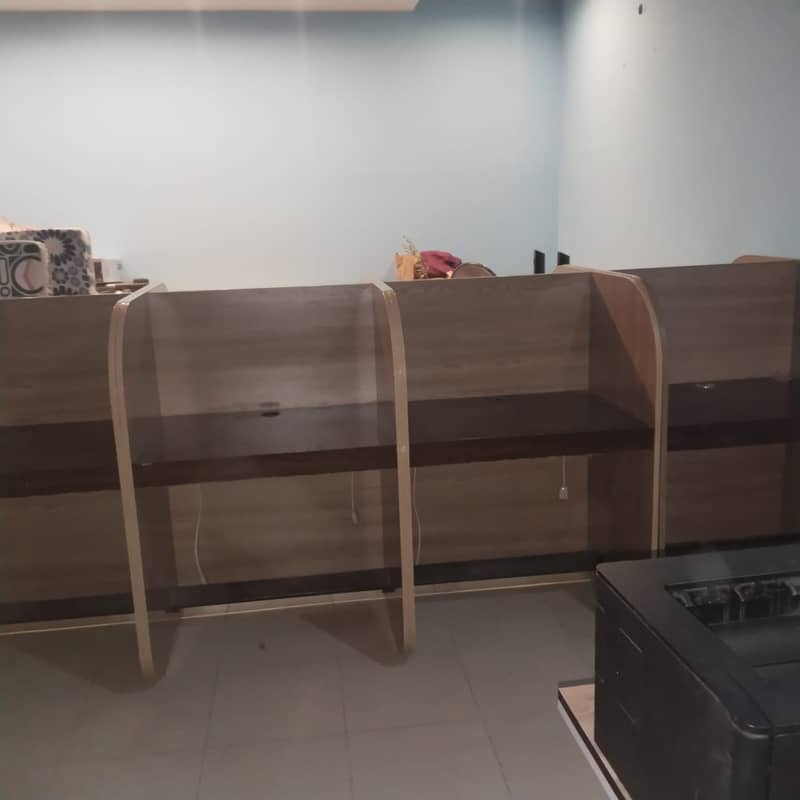 Double Sided Working Stations 0