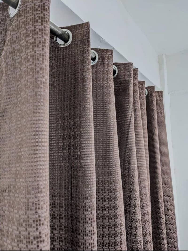 Curtains /Parday available 2