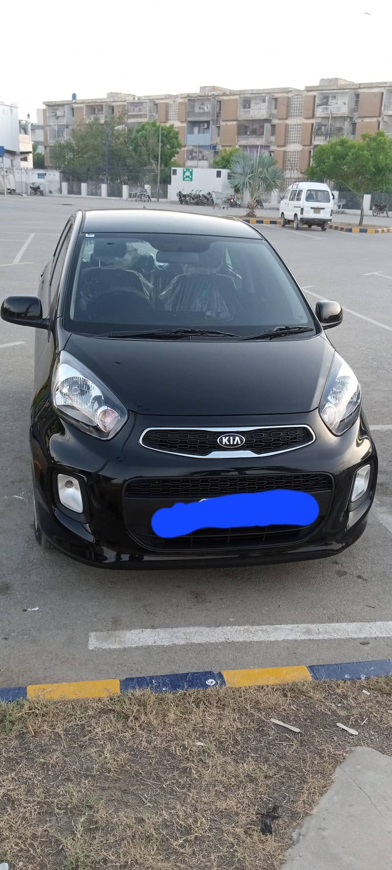 Kia Picanto Automatic 2