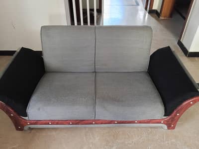 4 seater sofa set urgent sale