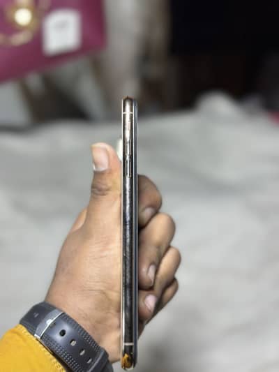 Iphone xs max PTA approved Exchange possible