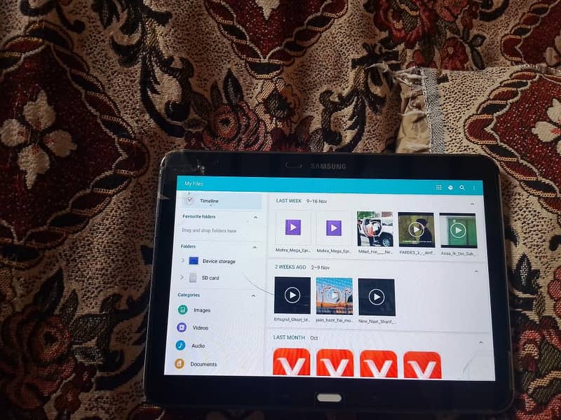 Samsung tablet e531. condition 10/10 0