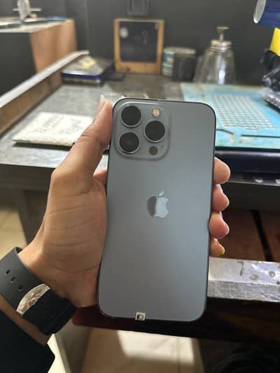 iPhone 13 Pro factory unlock