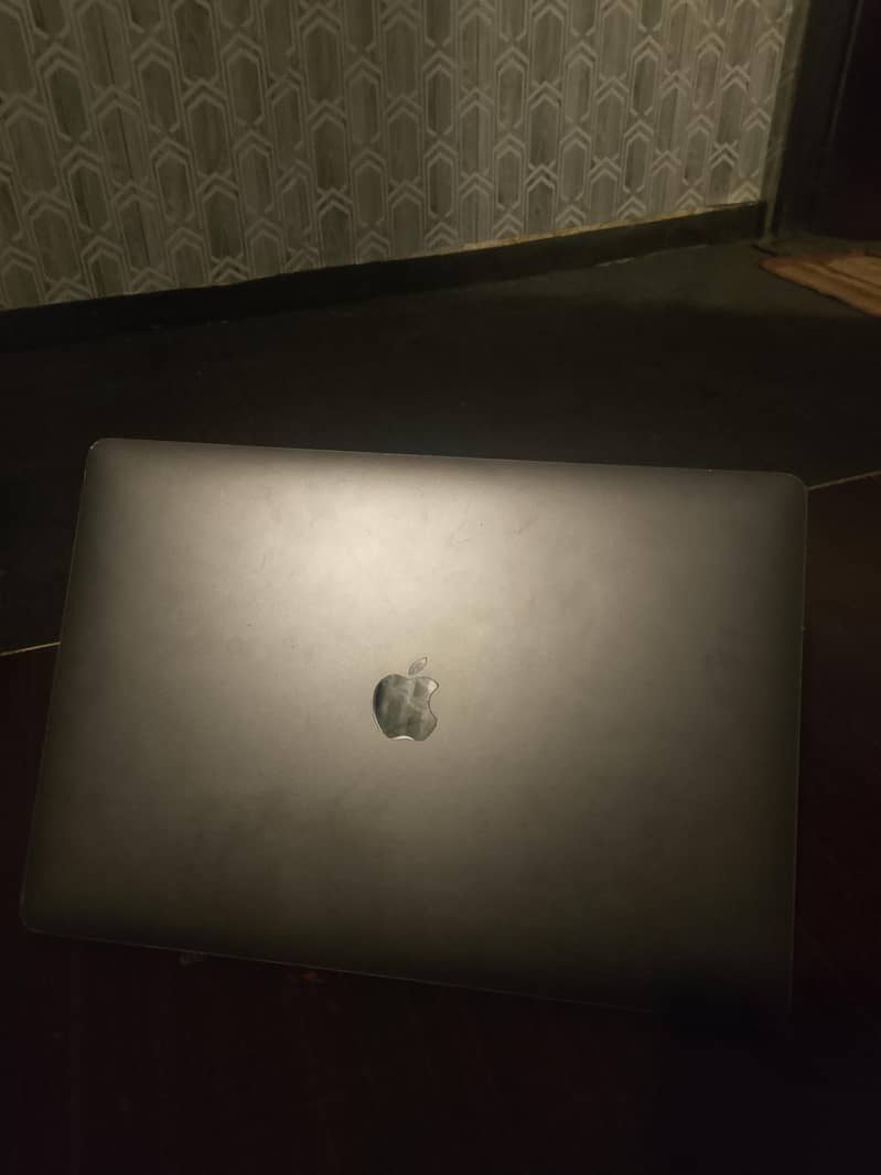 MacBook pro 2017 4